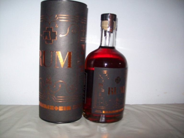 Bouteille de Rhum | LCIF Canada | Followmybid